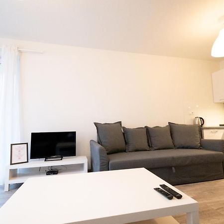 Apartament Bravo Λοτζ Εξωτερικό φωτογραφία